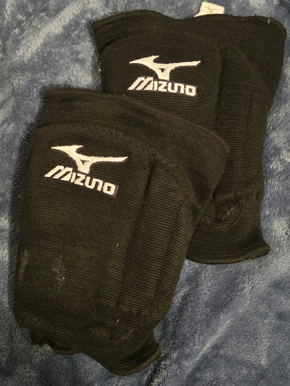 Mizuno LR6 Plus Kneepad Youth And Adult